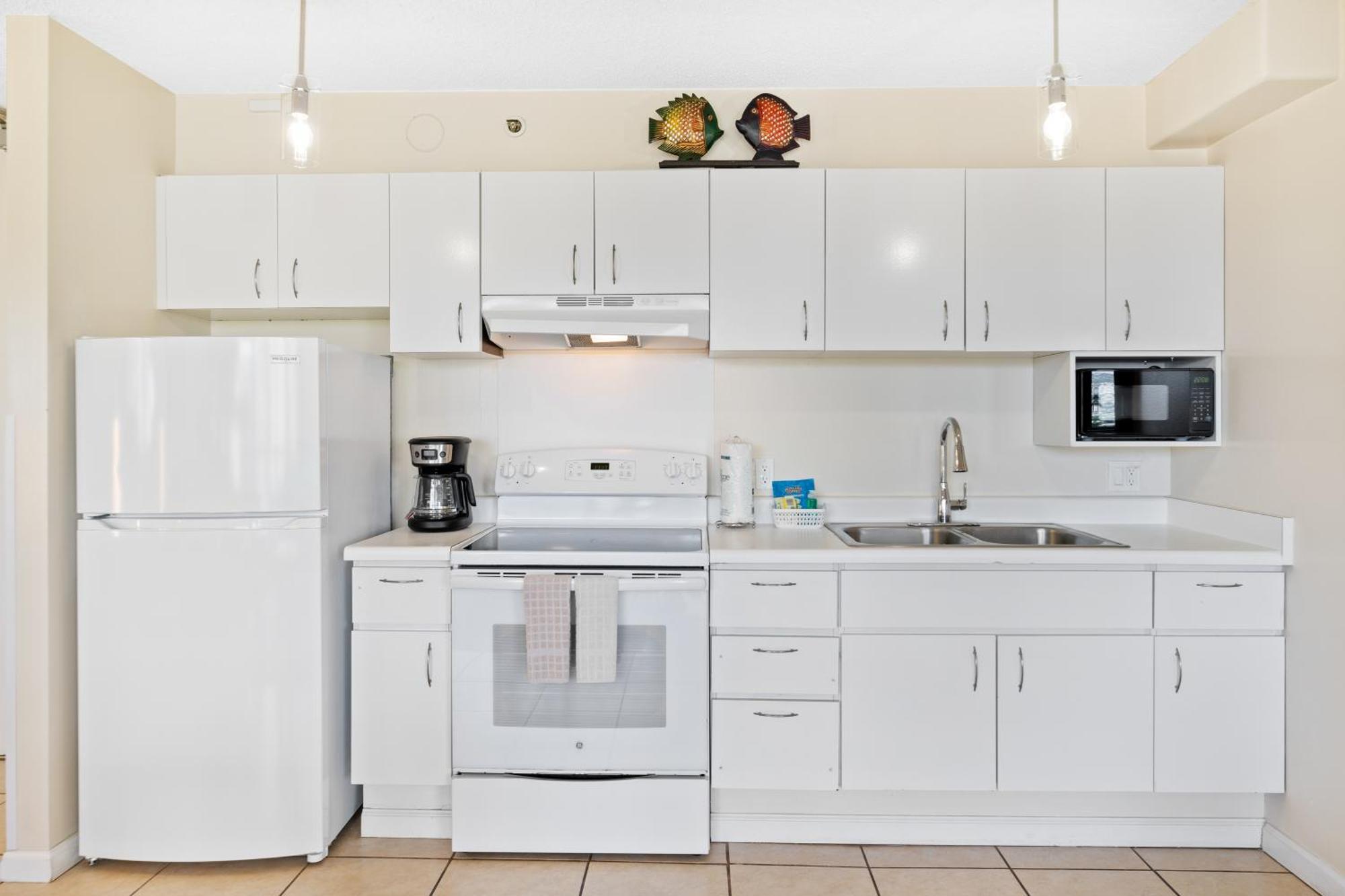 Cozy Waikiki Getaway, Stroll To Beach With Free Parking هونولولو المظهر الخارجي الصورة