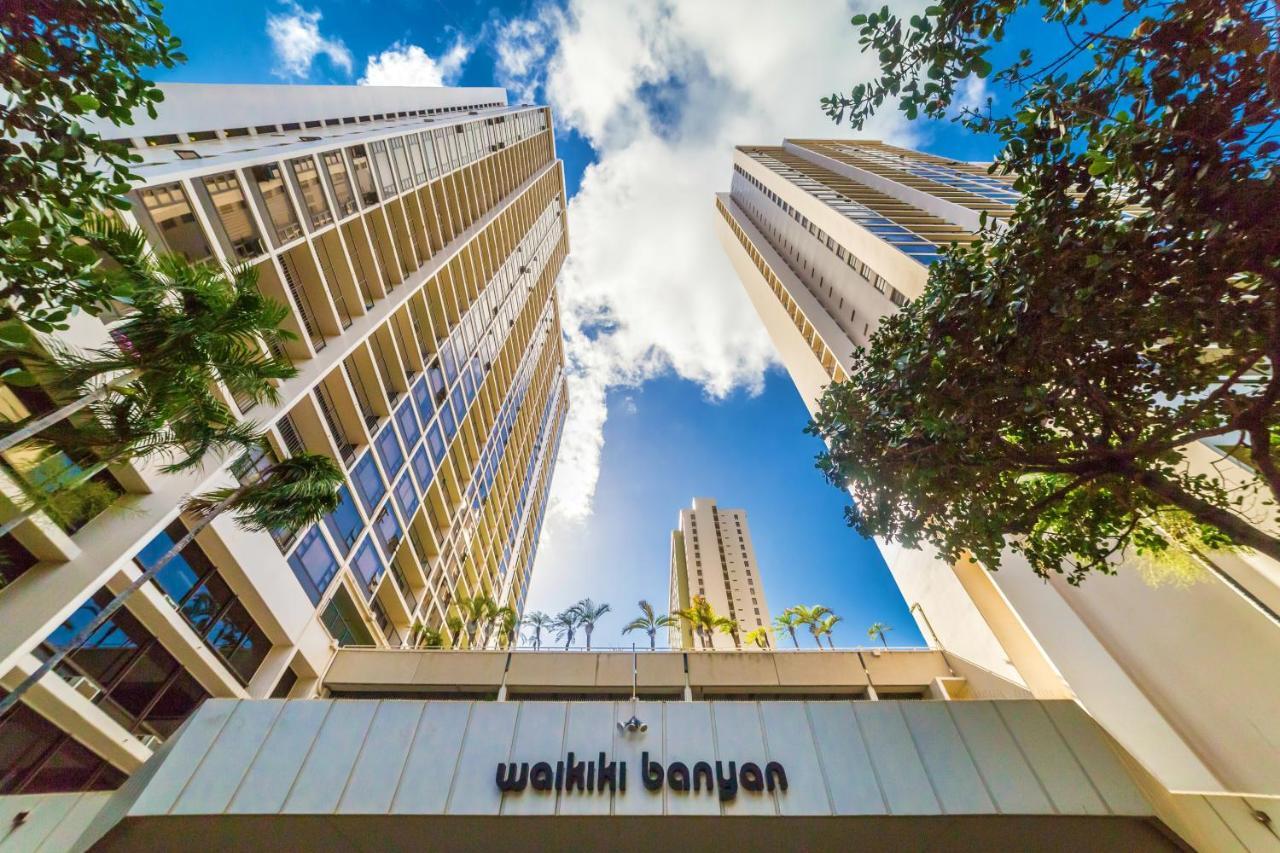 Cozy Waikiki Getaway, Stroll To Beach With Free Parking هونولولو المظهر الخارجي الصورة