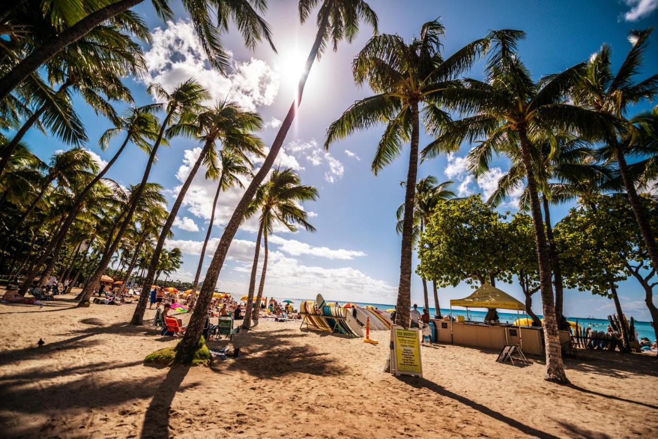 Cozy Waikiki Getaway, Stroll To Beach With Free Parking هونولولو المظهر الخارجي الصورة